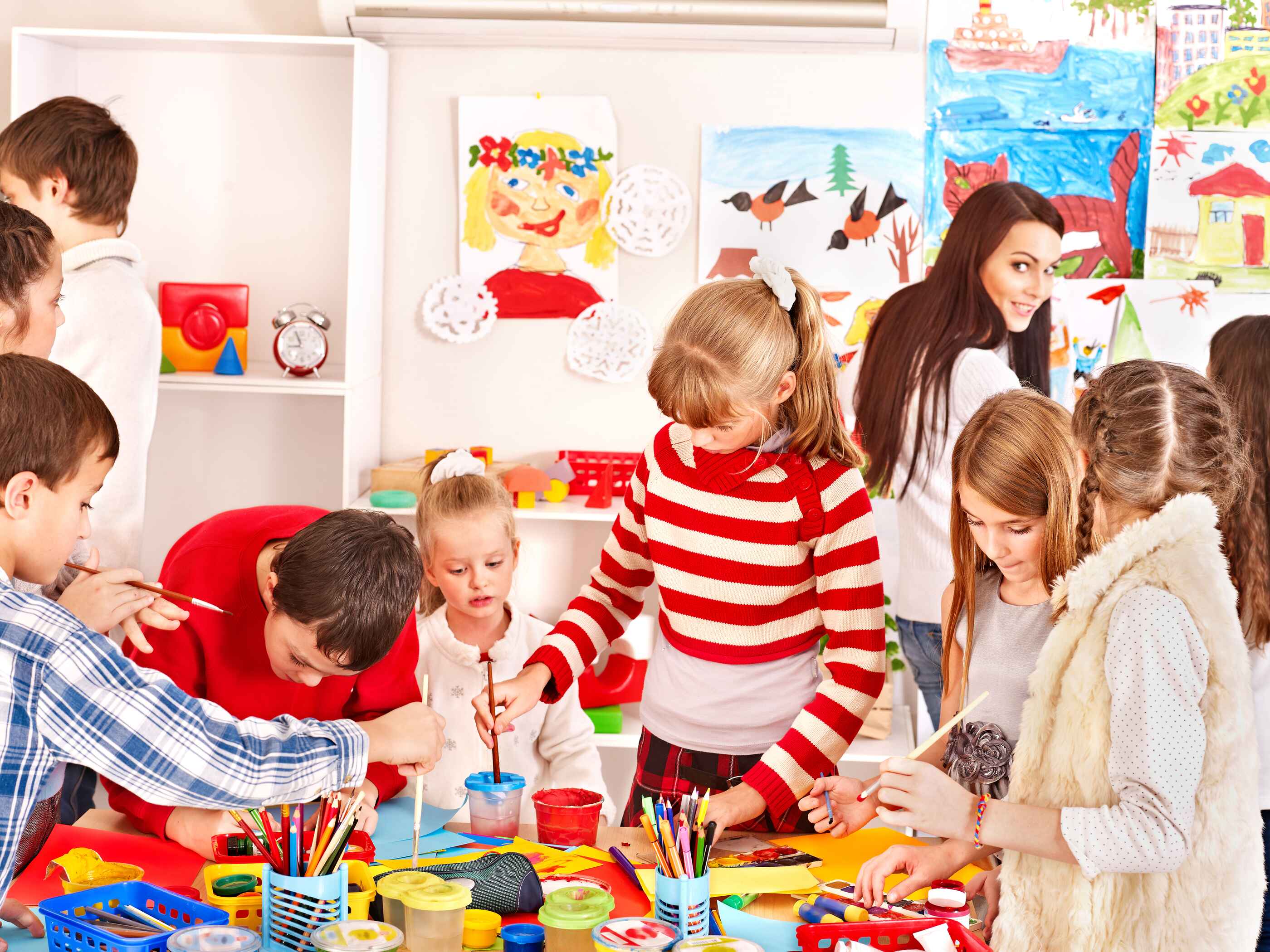 Children-Painting.jpg