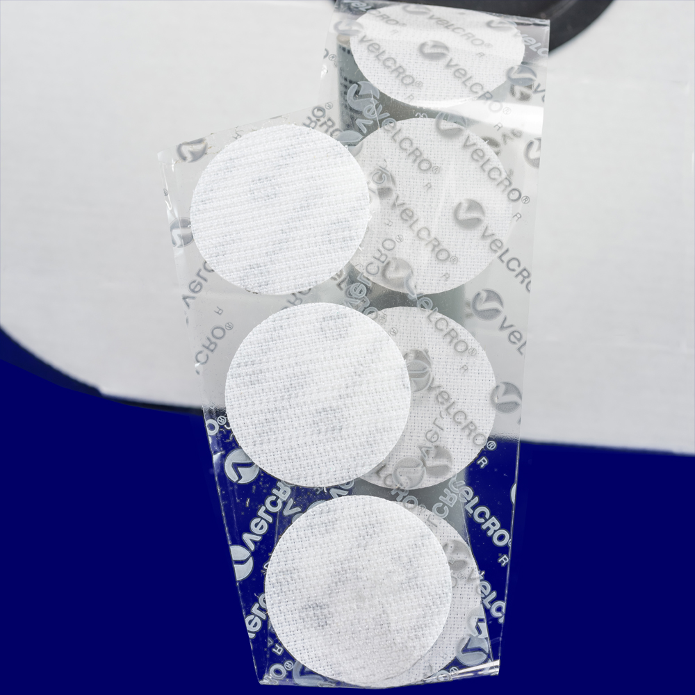 dots-velcro-white-hook-detail.jpg